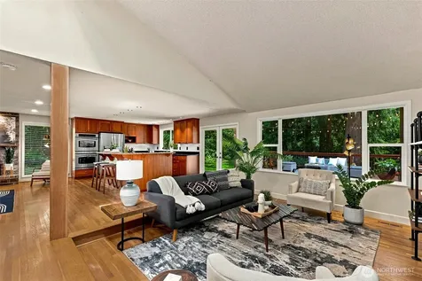 14924 258 Avenue SE Issaquah WA 98027