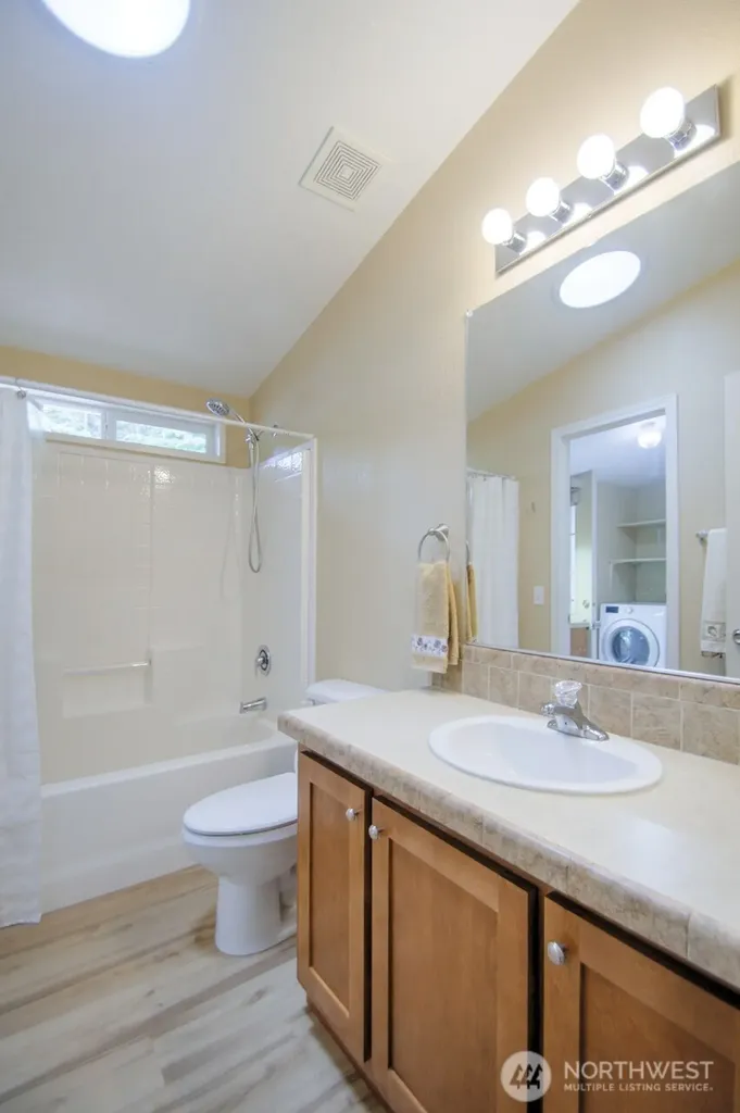 1205 Marion Street Centralia WA 98531