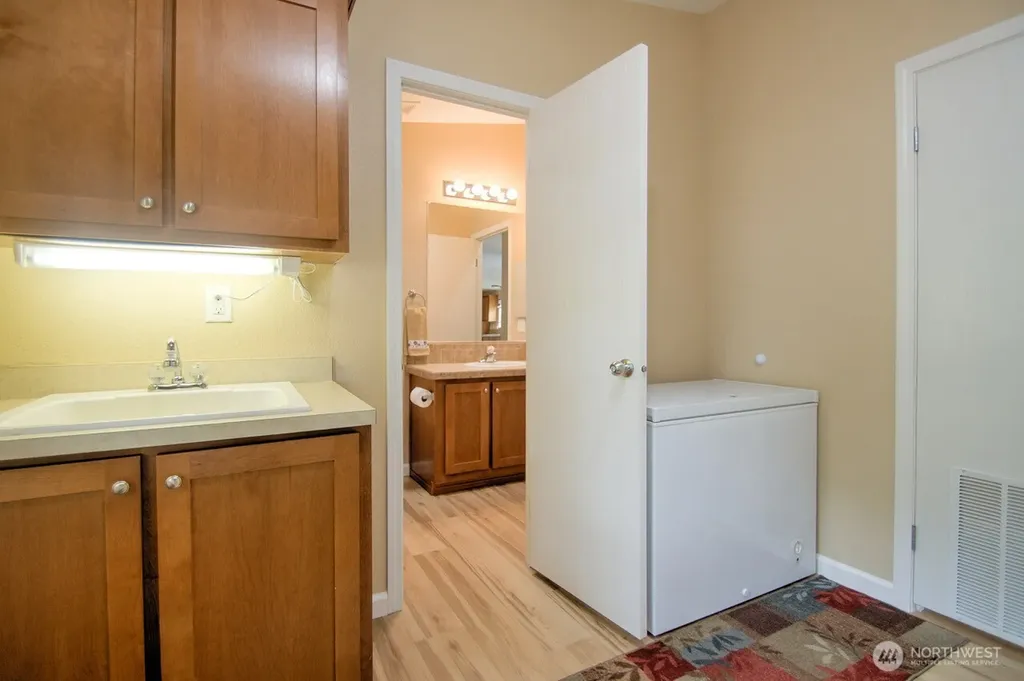 1205 Marion Street Centralia WA 98531