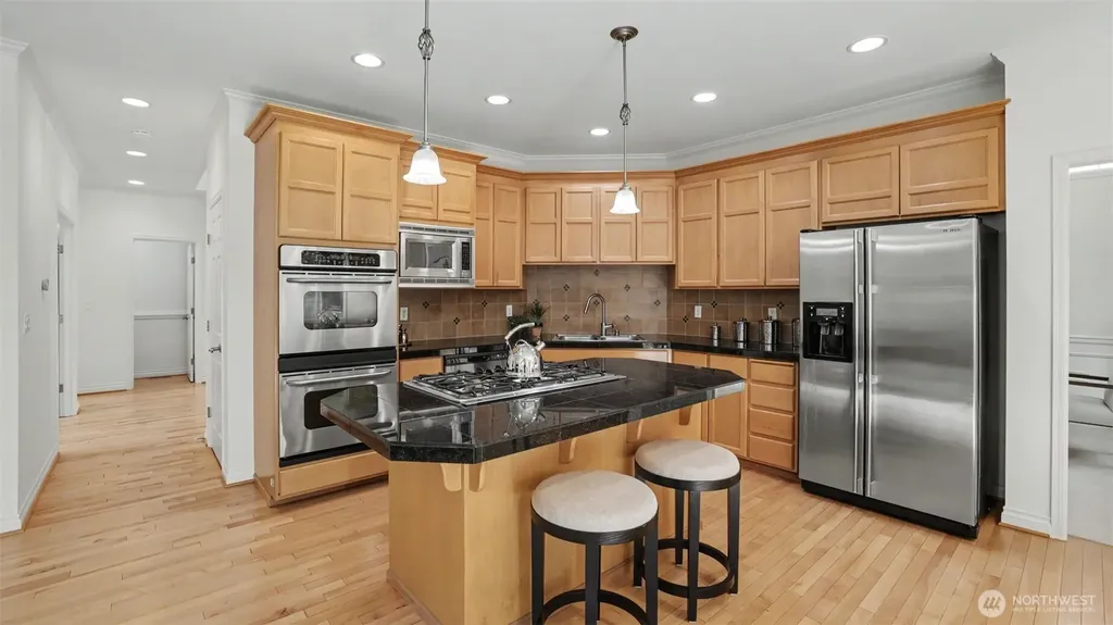 27106 SE 13th Street Sammamish WA 98075