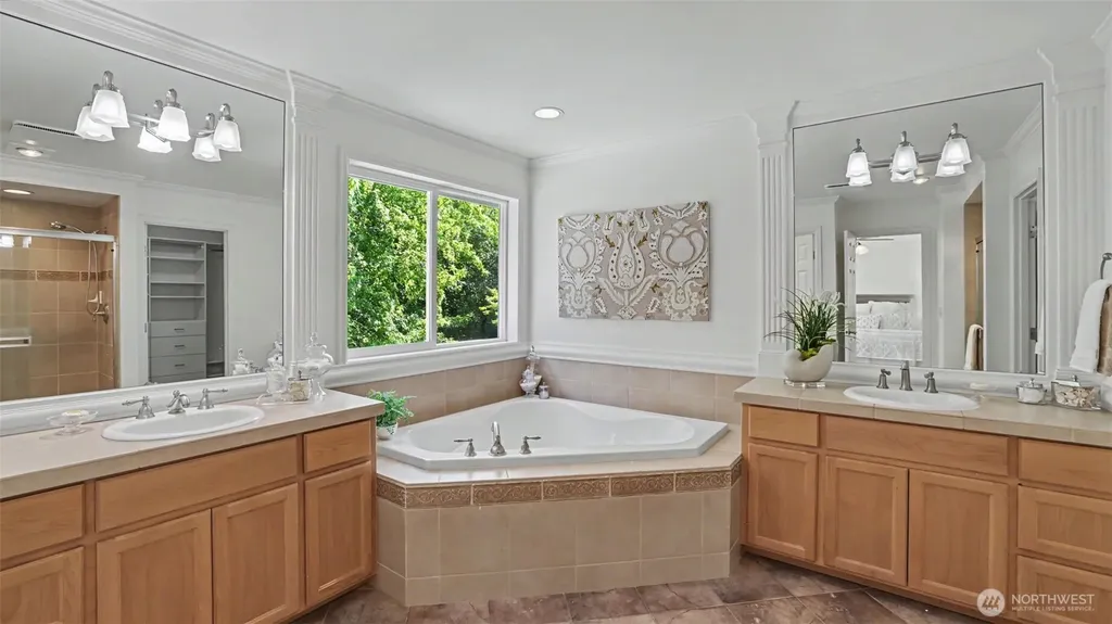 27106 SE 13th Street Sammamish WA 98075