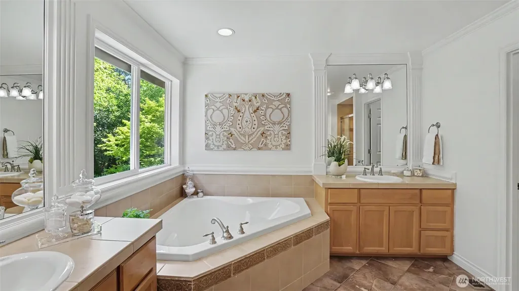 27106 SE 13th Street Sammamish WA 98075