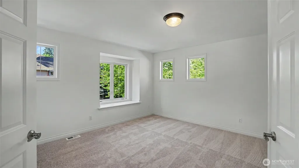 27106 SE 13th Street Sammamish WA 98075