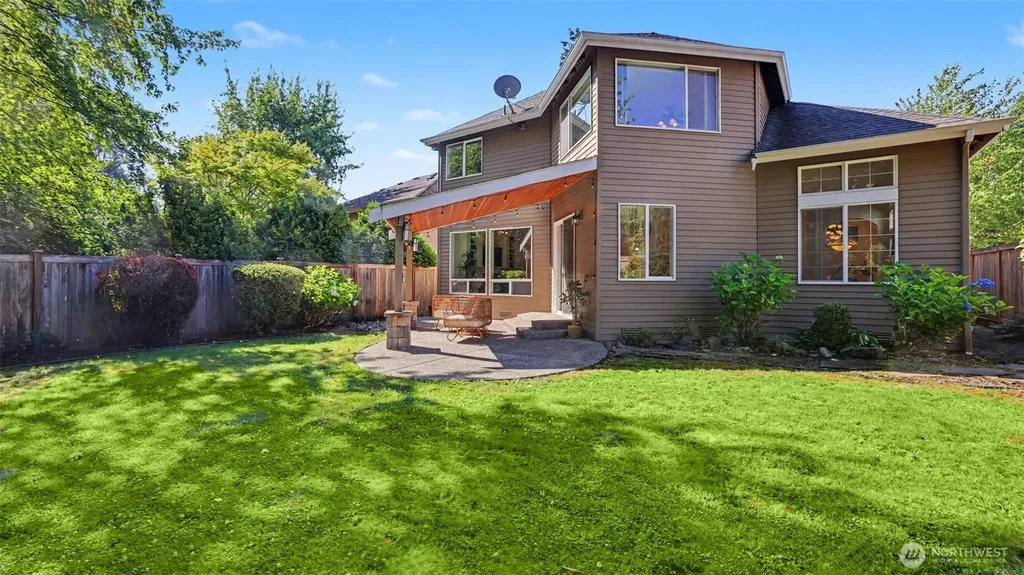 27106 SE 13th Street Sammamish WA 98075