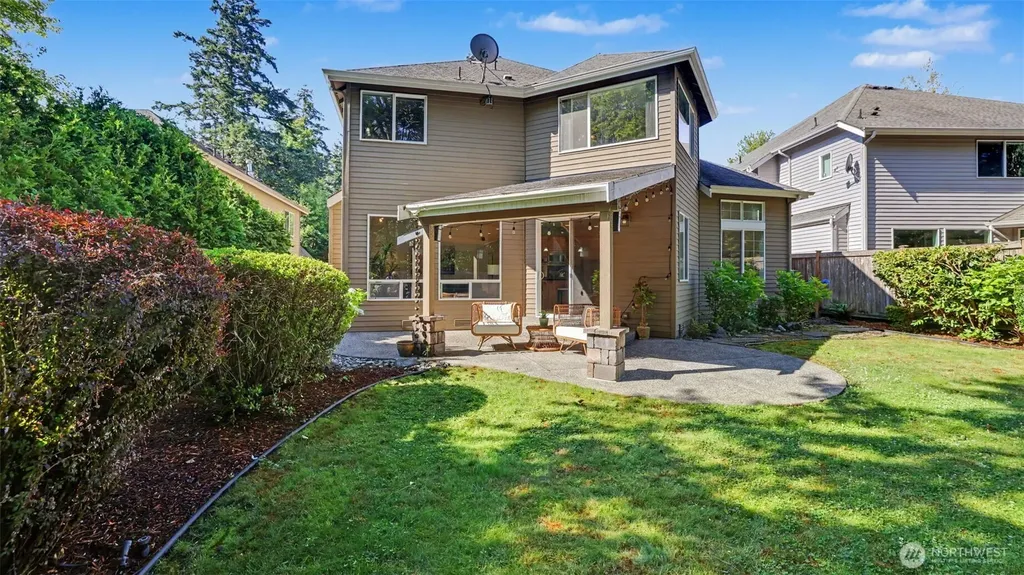 27106 SE 13th Street Sammamish WA 98075