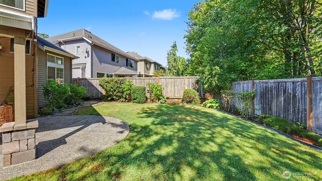 27106 SE 13th Street Sammamish WA 98075
