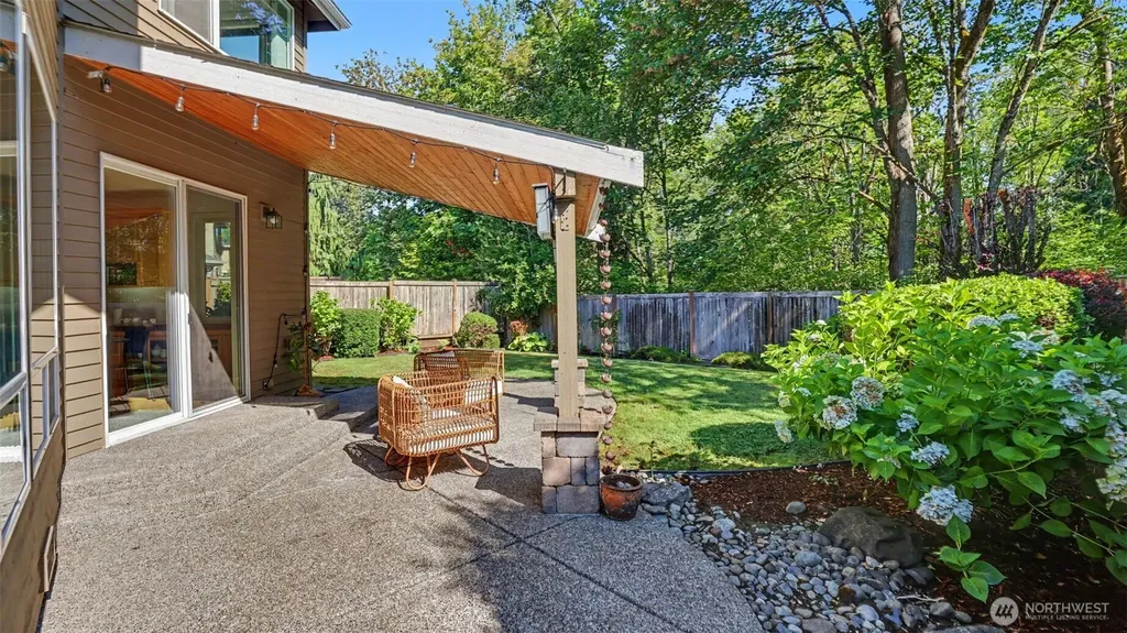 27106 SE 13th Street Sammamish WA 98075