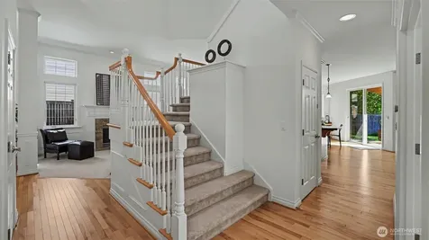 27106 SE 13th Street Sammamish WA 98075