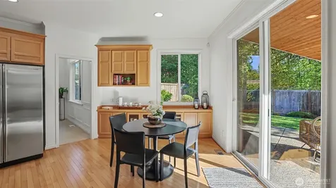 27106 SE 13th Street Sammamish WA 98075