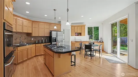 27106 SE 13th Street Sammamish WA 98075