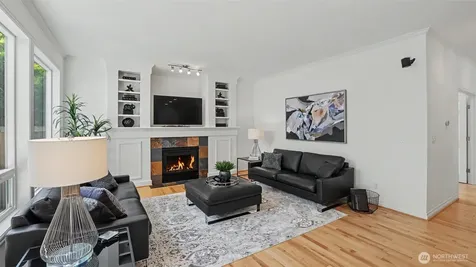 27106 SE 13th Street Sammamish WA 98075