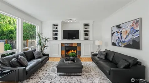 27106 SE 13th Street Sammamish WA 98075