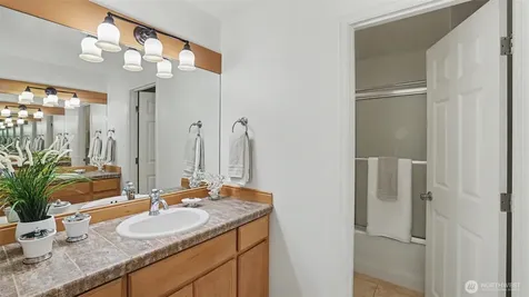 27106 SE 13th Street Sammamish WA 98075