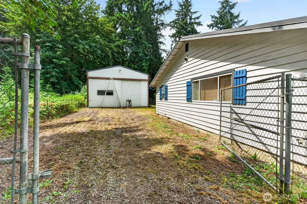 37914 34th Avenue S Roy WA 98580
