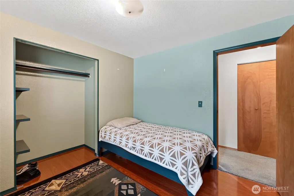 37914 34th Avenue S Roy WA 98580