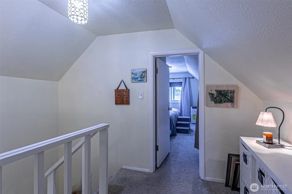 6447 S Warner Street Tacoma WA 98404