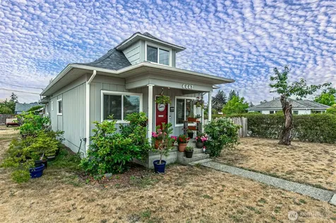 6447 S Warner Street Tacoma WA 98404