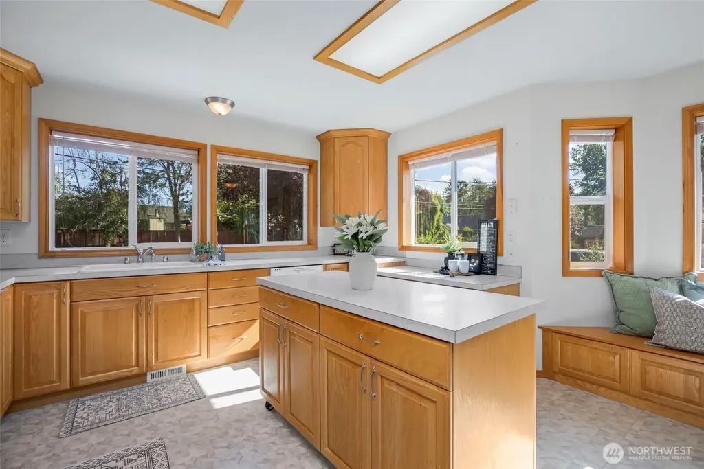 2525 15th Avenue SE Olympia WA 98501