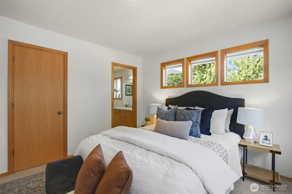2525 15th Avenue SE Olympia WA 98501