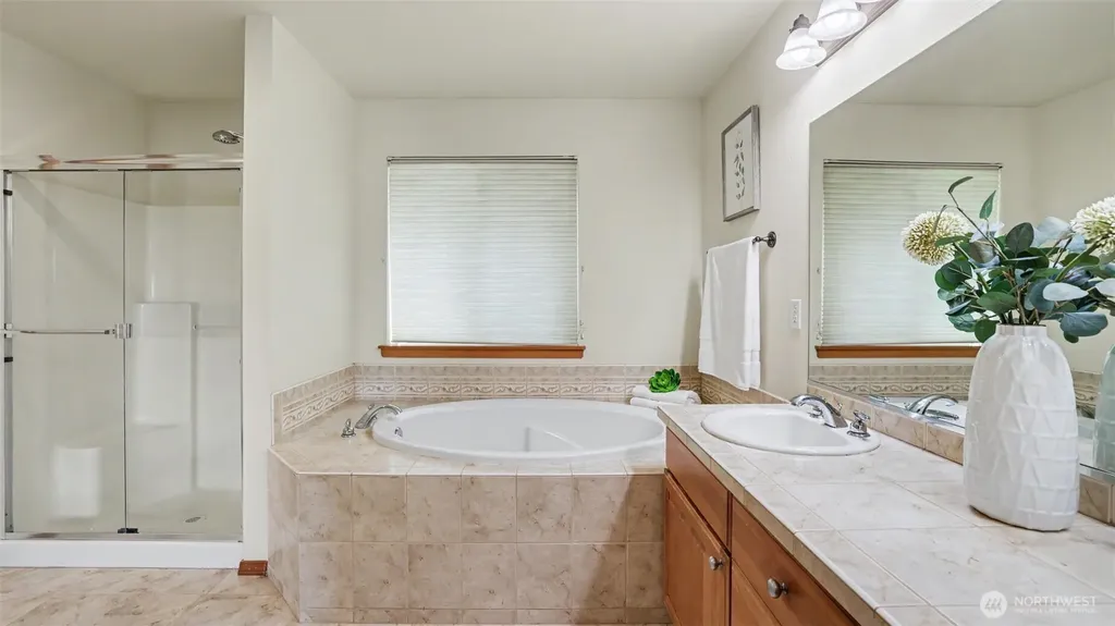 324 Quincy Avenue NE Renton WA 98059