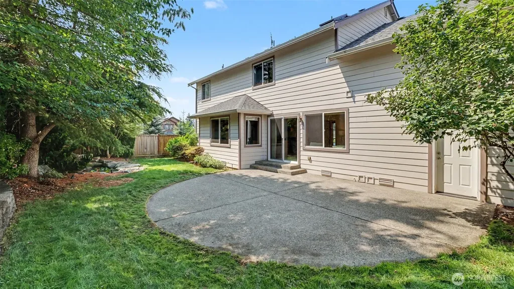 324 Quincy Avenue NE Renton WA 98059