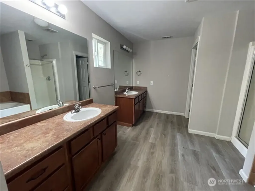 9520 187th Street Ct E Puyallup WA 98375