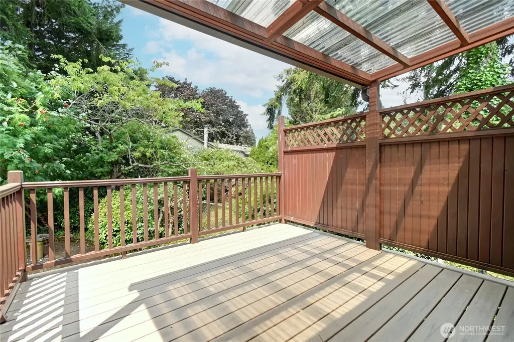 22105 78th Place W Edmonds WA 98026