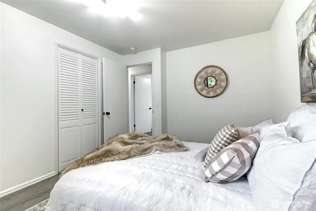 22105 78th Place W Edmonds WA 98026