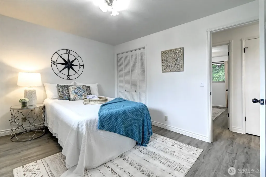 22105 78th Place W Edmonds WA 98026