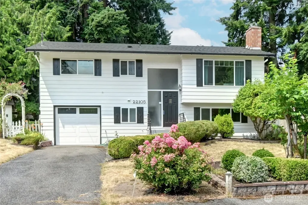 22105 78th Place W Edmonds WA 98026