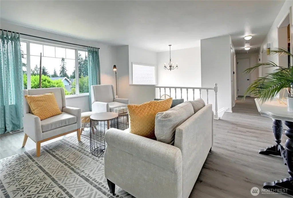 22105 78th Place W Edmonds WA 98026