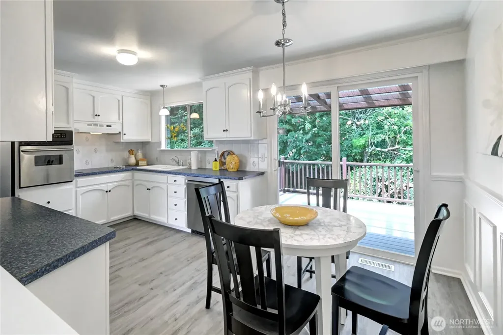 22105 78th Place W Edmonds WA 98026