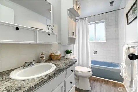 22105 78th Place W Edmonds WA 98026