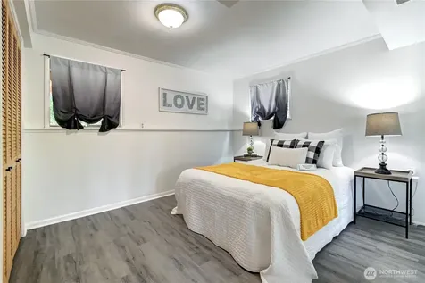 22105 78th Place W Edmonds WA 98026