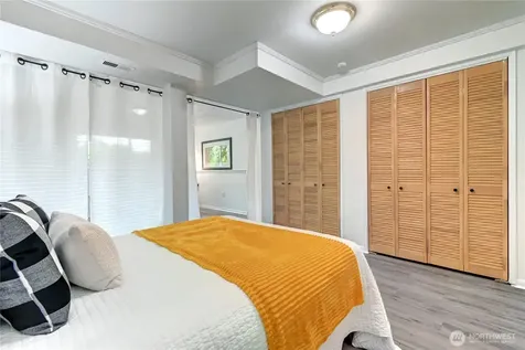 22105 78th Place W Edmonds WA 98026