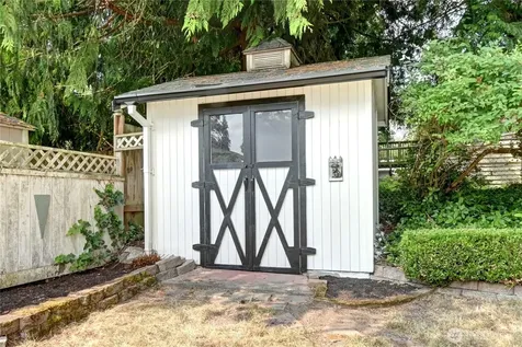 22105 78th Place W Edmonds WA 98026