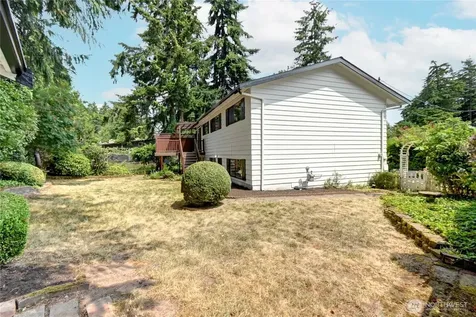 22105 78th Place W Edmonds WA 98026