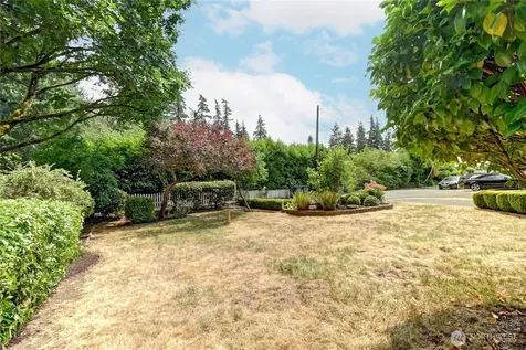22105 78th Place W Edmonds WA 98026