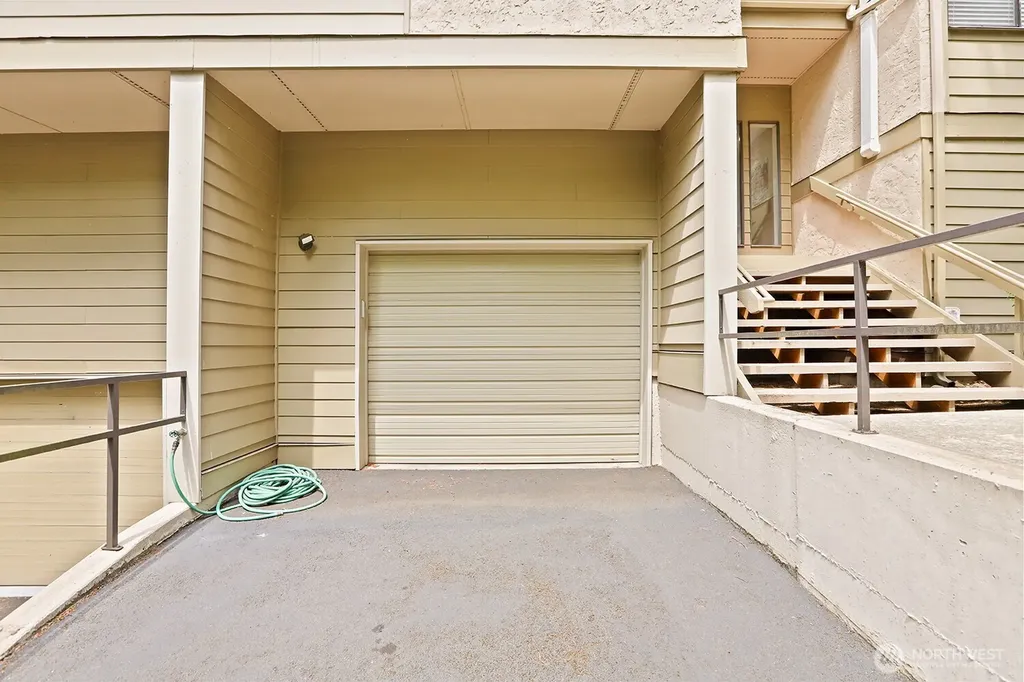 1130 5th Avenue S Edmonds WA 98020