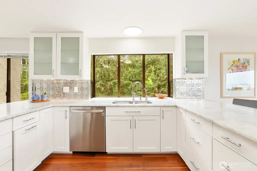 1130 5th Avenue S Edmonds WA 98020