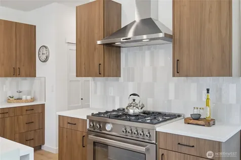 5720 NE 65th Street Seattle WA 98115