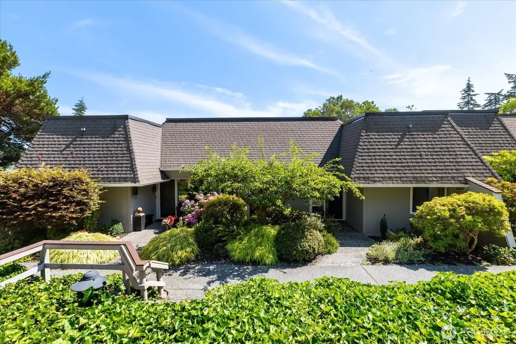 5682 Mcdonald Drive Langley WA 98260