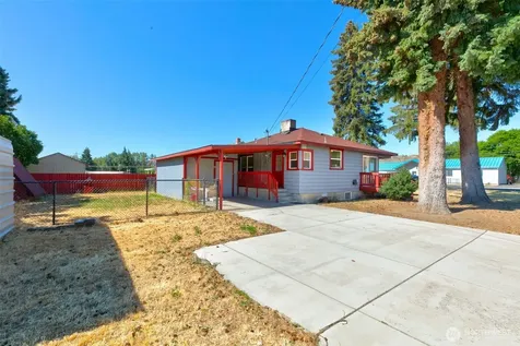 25 Shafer Avenue Naches WA 98937