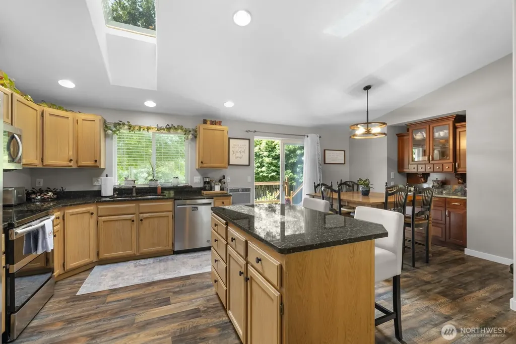 20530 Lois Lane Arlington WA 98223