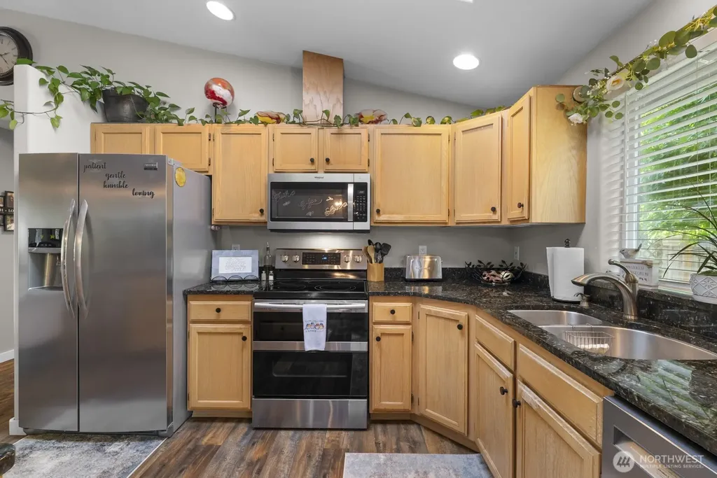20530 Lois Lane Arlington WA 98223