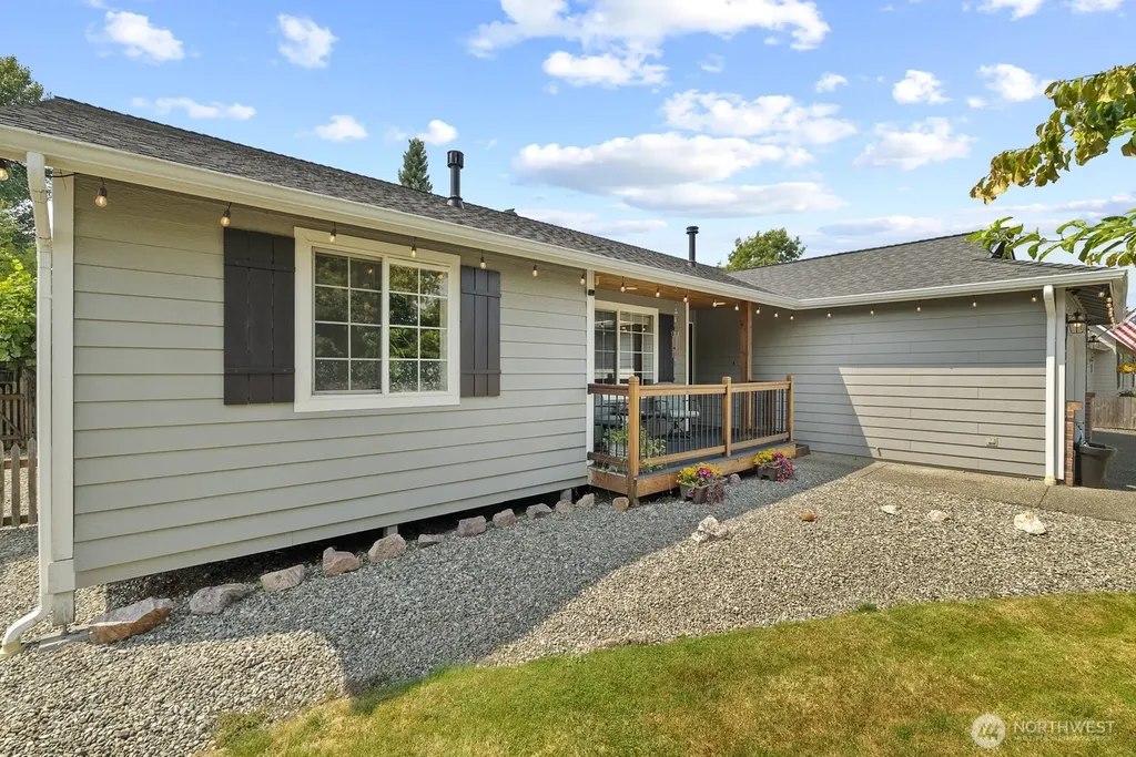20530 Lois Lane Arlington WA 98223