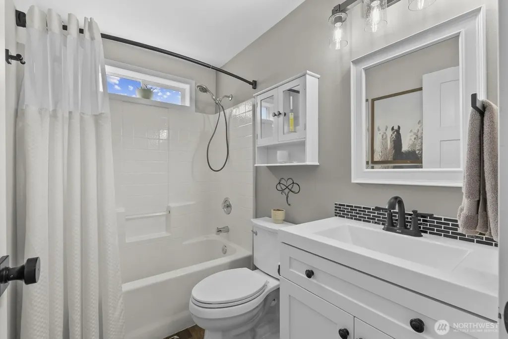 20530 Lois Lane Arlington WA 98223