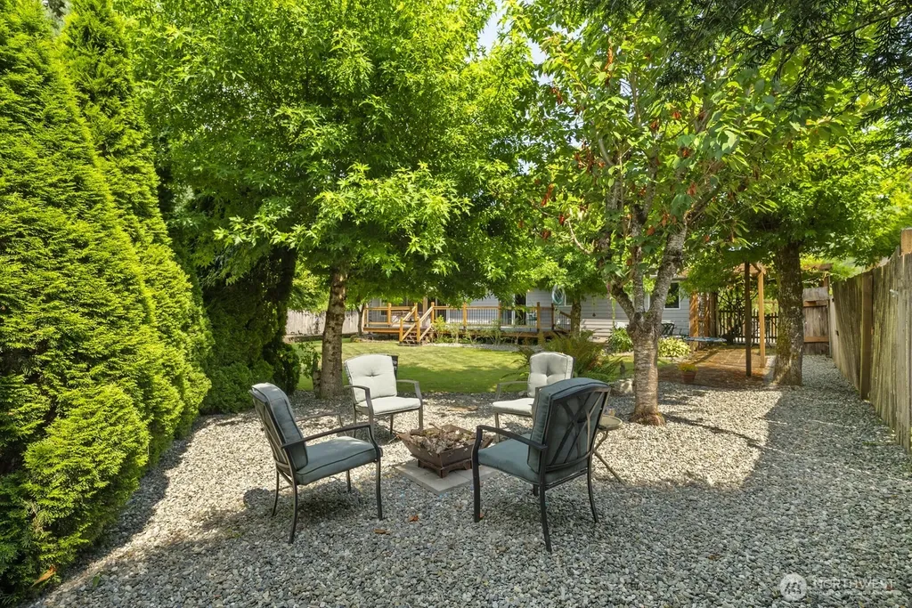 20530 Lois Lane Arlington WA 98223