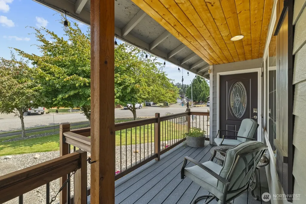 20530 Lois Lane Arlington WA 98223
