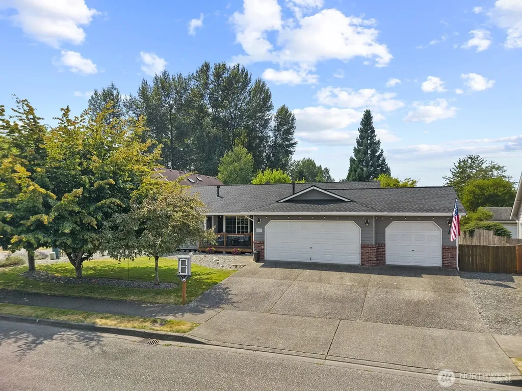 20530 Lois Lane Arlington WA 98223